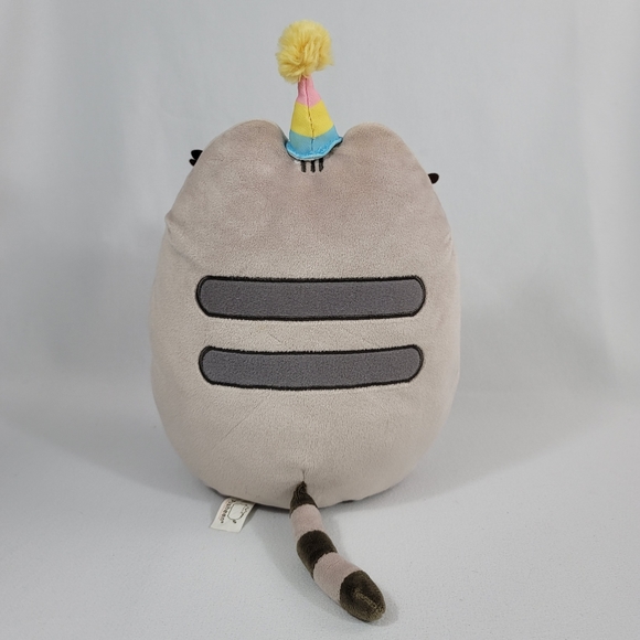 Gund Pusheen Snackables Birthday Cupcake Plush Stuffed Animal - Kawaii - Picture 4 of 14